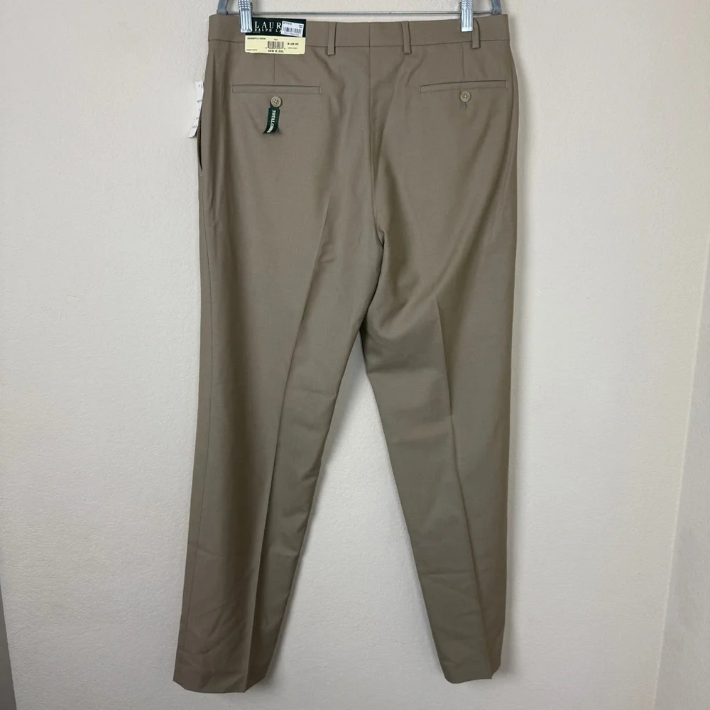 NWT- Ralph Lauren Classic Fit Total Comfort Pleated Dress Pants | 36